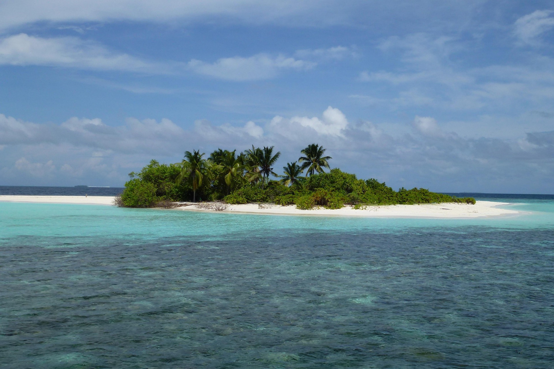 maldives-361386_1920