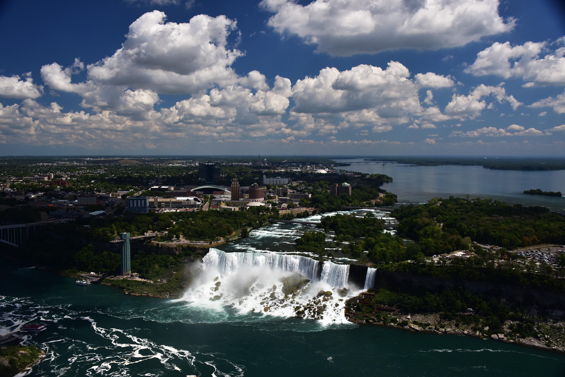 niagara-falls-1752042_1920